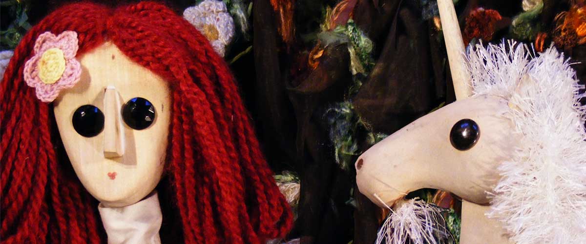 Folding Puppet Theatre Co: Briar Rose