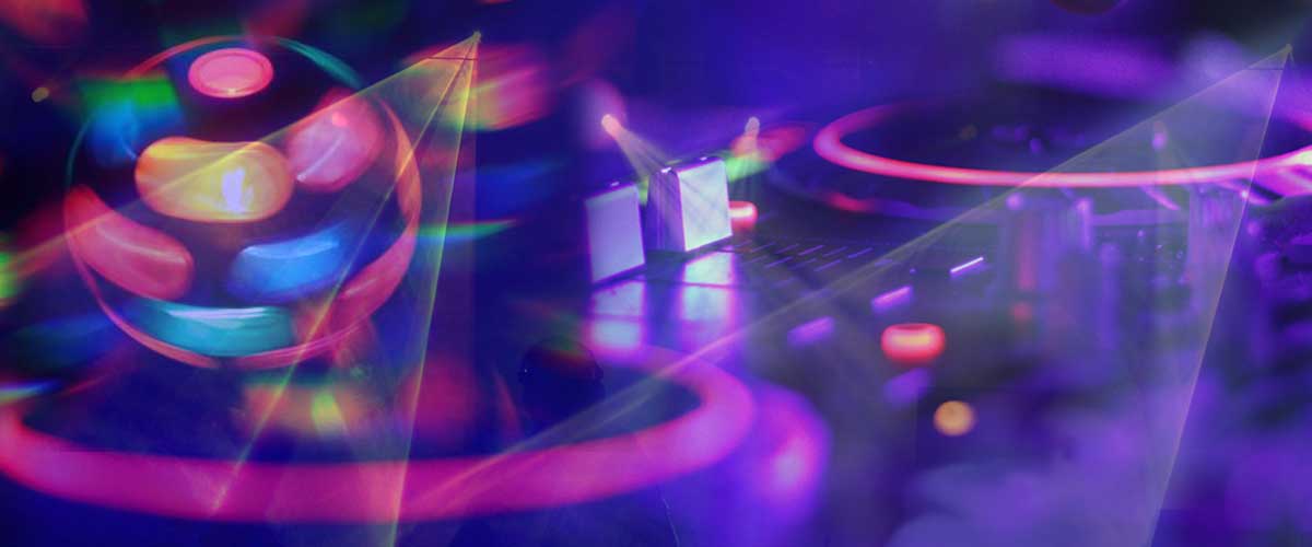 Post-Skim Dance Party with Warren McIntyre